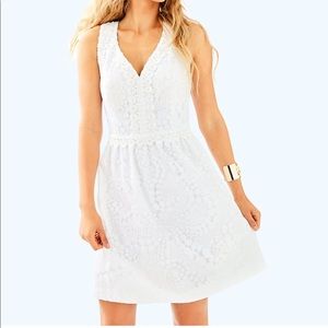White Sleeveless Lace V-Neck Dress